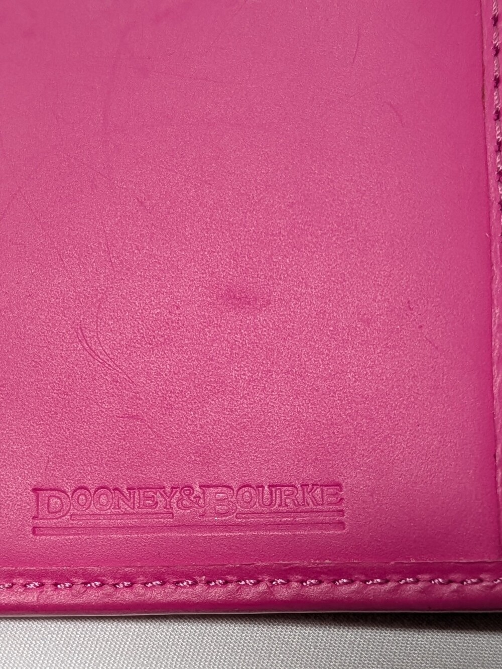 Dooney & Bourke Pink Leather Trifold Wallet Gold Logo - Picture 4 of 14